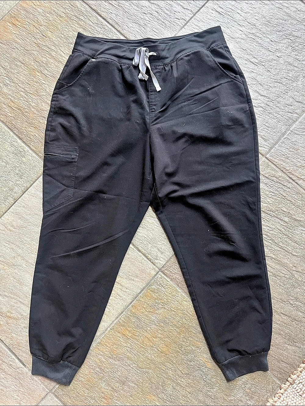 FIGS Zamora Jogger Scrub Trouser Black Pants